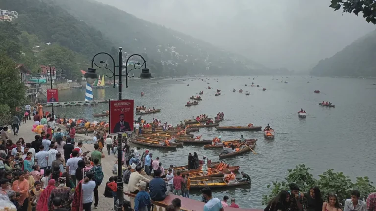 कैंची धाम मेला 2025 से पहले नैनीताल में उमड़ी पर्यटकों की भीड़, सड़कों पर लगा लंबा जाम