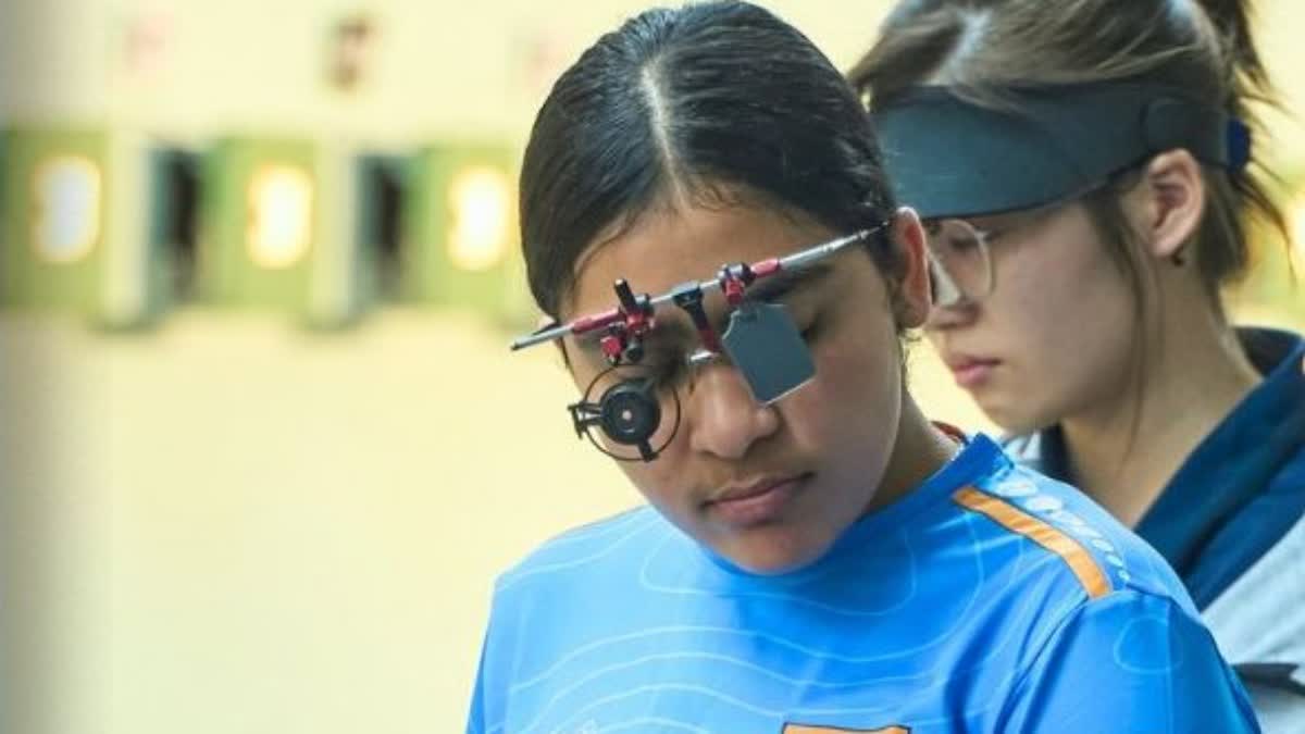 सुरुचि ने रचा इतिहास! ISSF वर्ल्ड कप 2025 गोल्ड मेडल की हैट्रिक से मचाई सनसनी